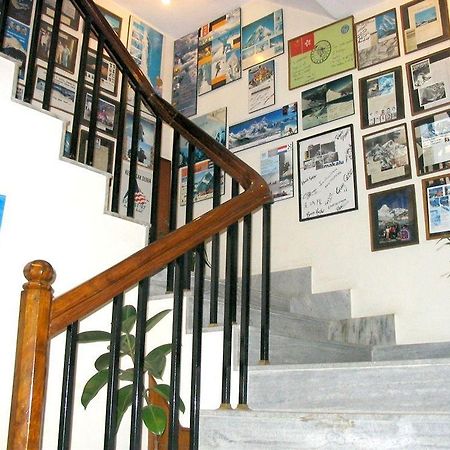 Garuda Hotel Катманду Екстериор снимка