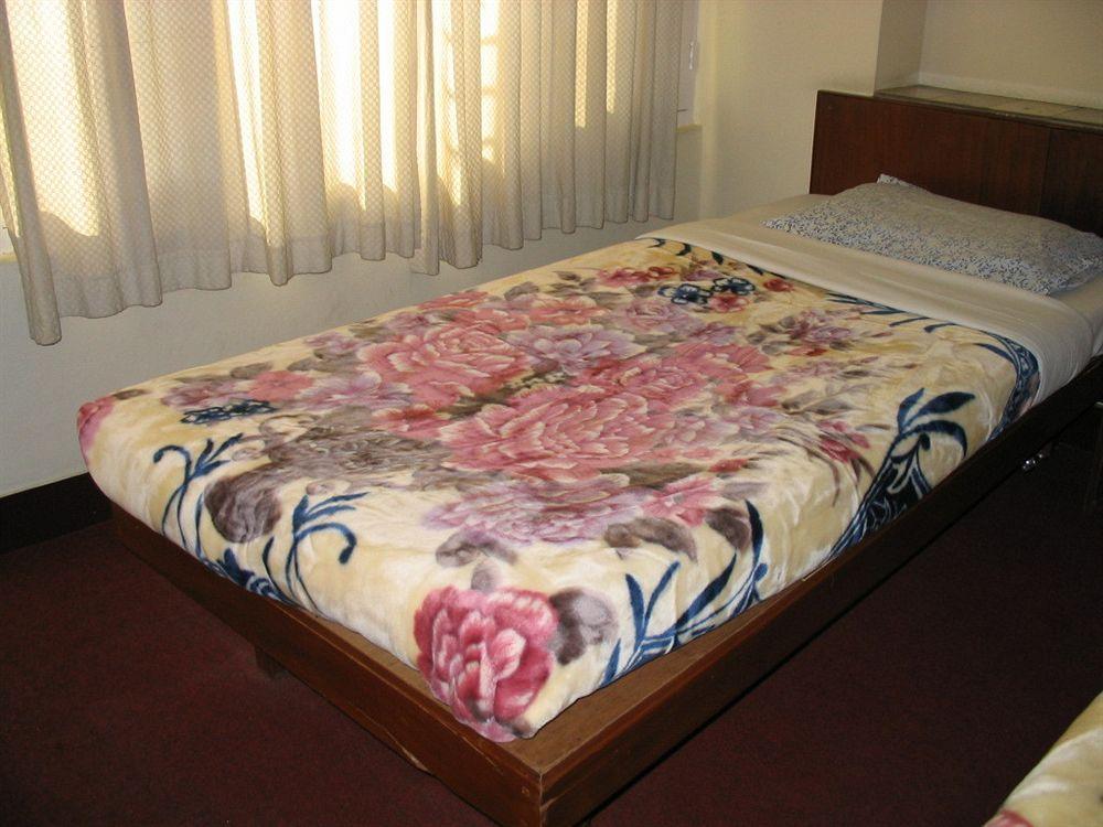 Garuda Hotel Катманду Екстериор снимка