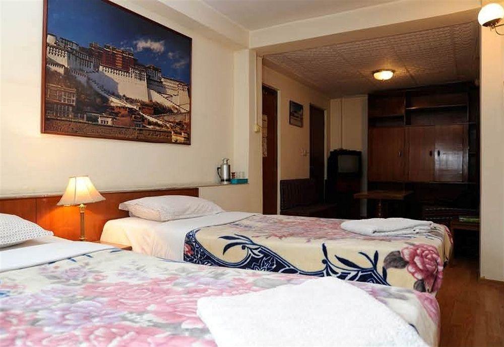 Garuda Hotel Катманду Екстериор снимка